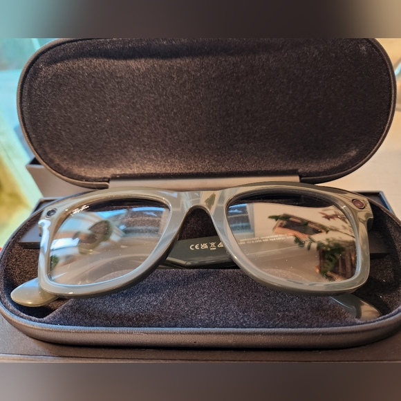 Ray-Ban Stories 👓 Facebook meta Wayfarer Transitions Shiny Olive G15 Green - Picture 4 of 14